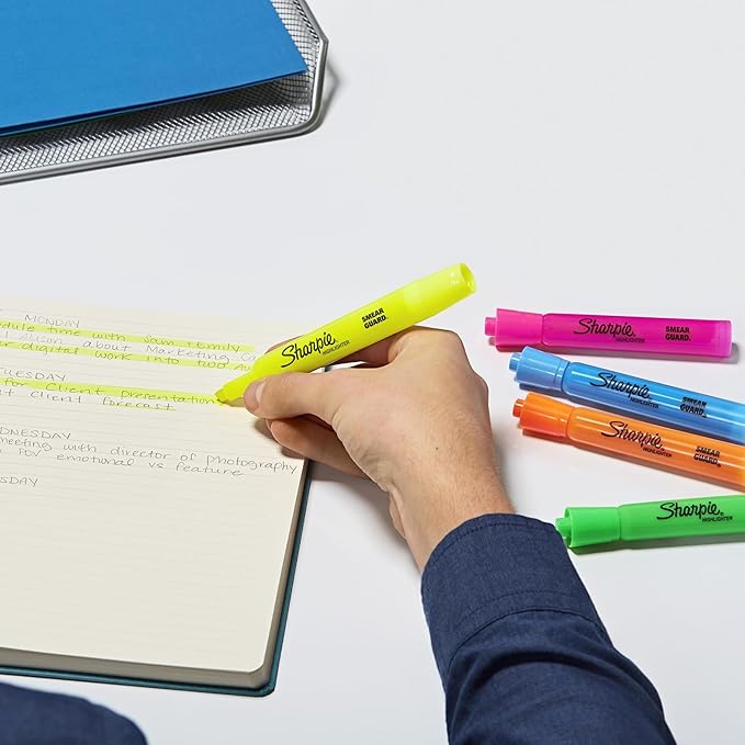 Sharpie Tank Style Bulk Highlighters, Chisel Tip Highlighter Marker Set, Journal Highlighters, Office And Teacher Supplies, Fluorescent Yellow Highlighters, 36 Count