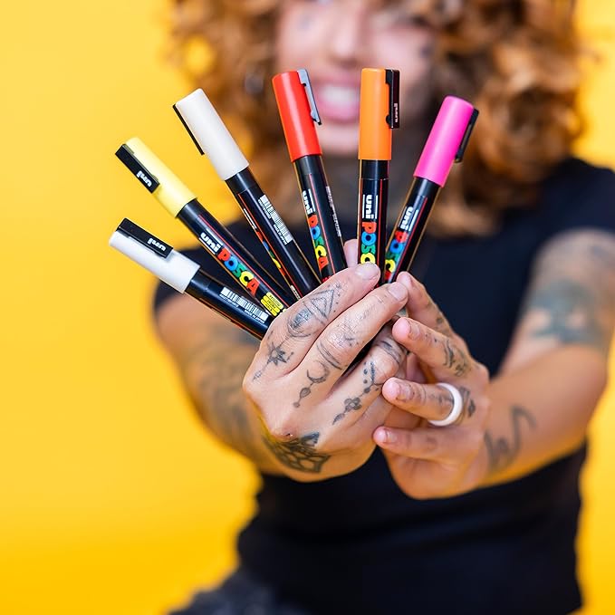 Posca Markers Set, 8 Medium Paint Markers 5M – Metallic Tones – Gold, Silver, Bronze, Metallic Blue, Metallic Green, Metallic Red, Metallic Pink, Metallic Violet