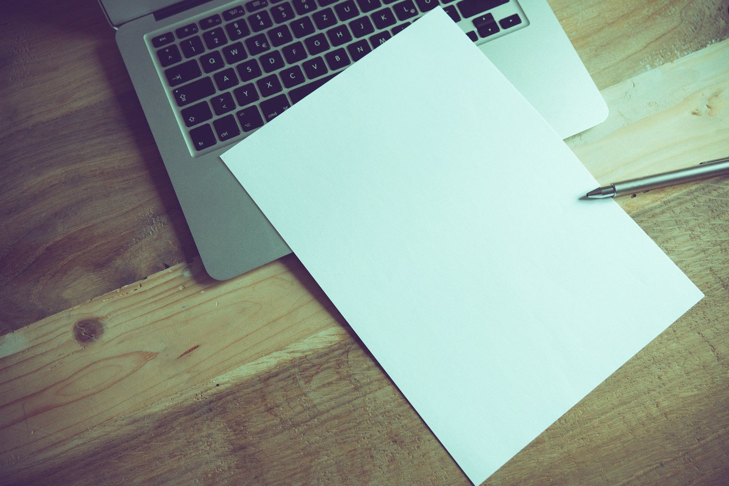 A4-printer-paper-for-office,-school,-and-home-printing-needs