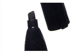 Assorted-permanent-markers-for-office,-labeling,-and-crafts